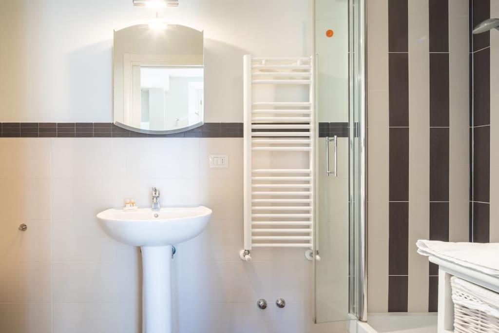 Small & Charming 1-Br Apt Florence Luaran gambar