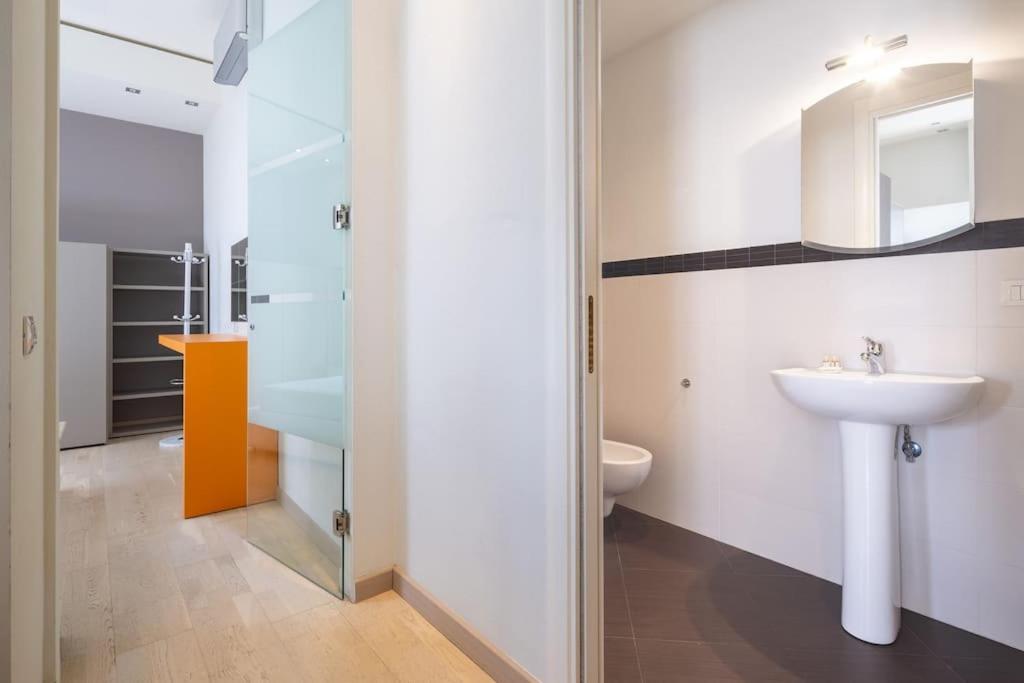 Small & Charming 1-Br Apt Florence Luaran gambar